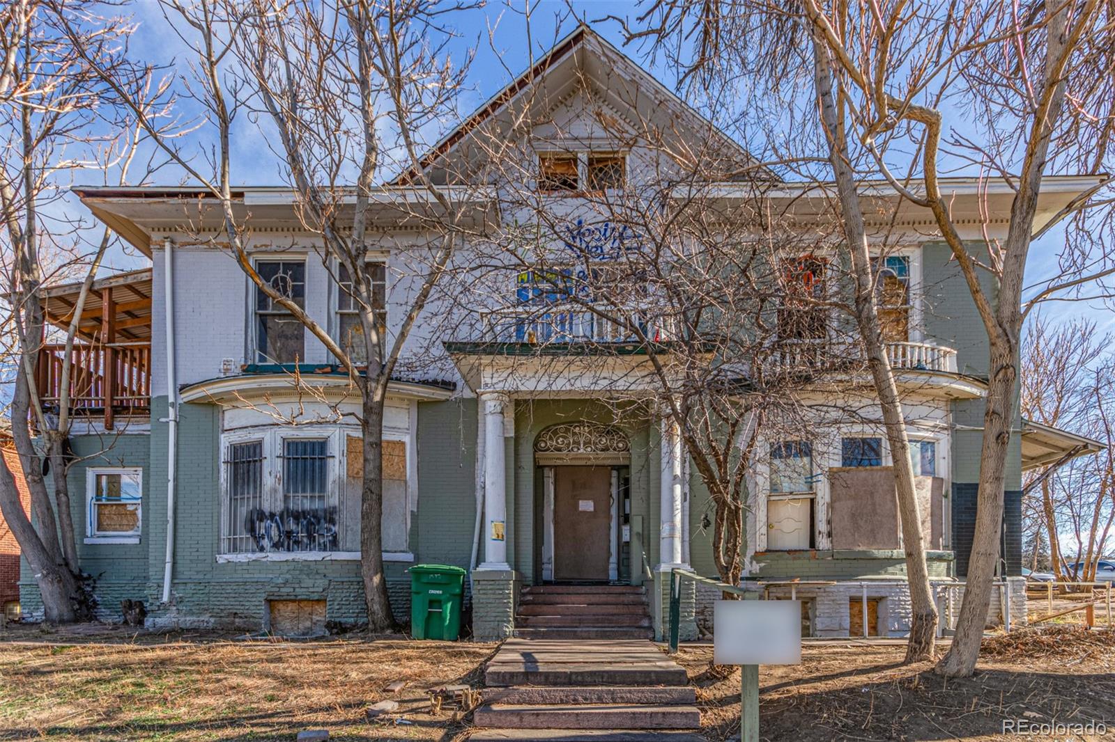 1632 York Street Denver CO 80206