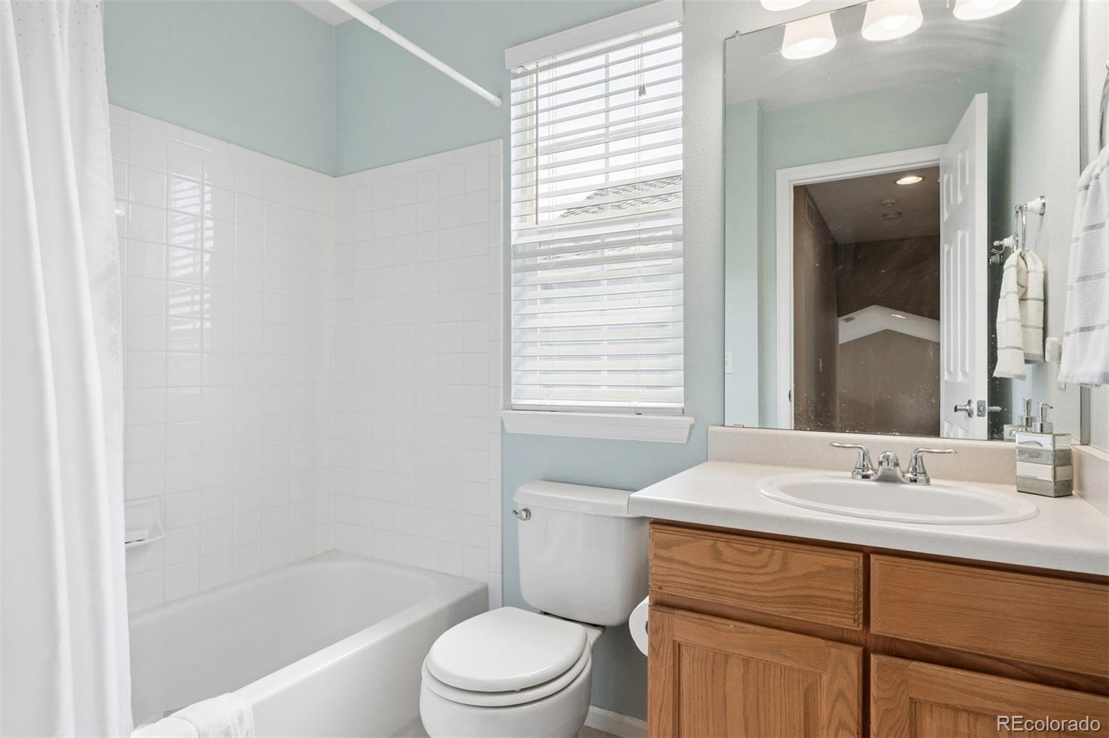 9825 Thornbury Way Highlands Ranch CO 80129