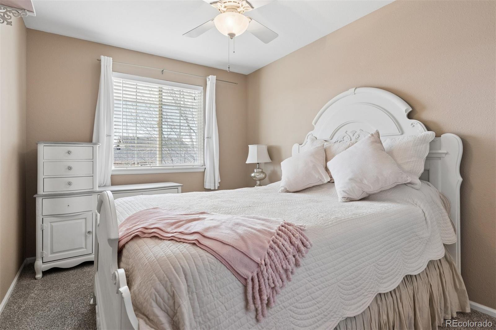 9825 Thornbury Way Highlands Ranch CO 80129