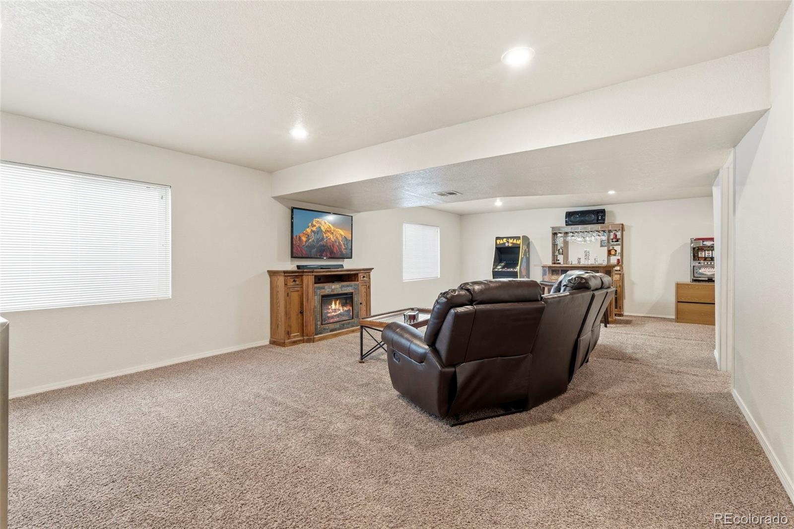 9999 Jasper Street Commerce City CO 80022