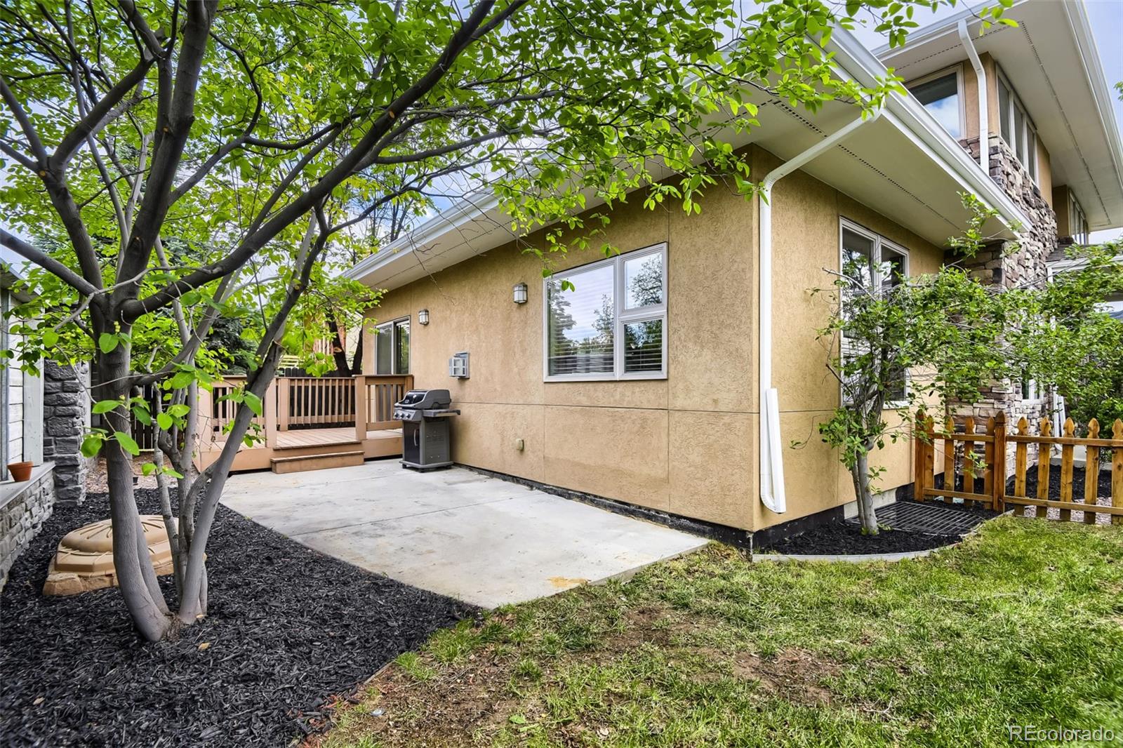 3059 S University Circle Englewood CO 80113