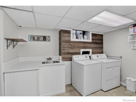 1027 Cottonwood Drive Windsor CO 80550