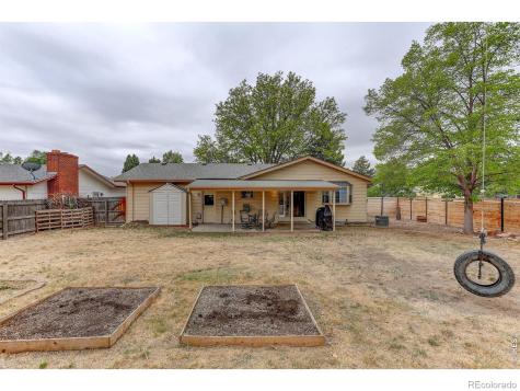 1027 Cottonwood Drive Windsor CO 80550