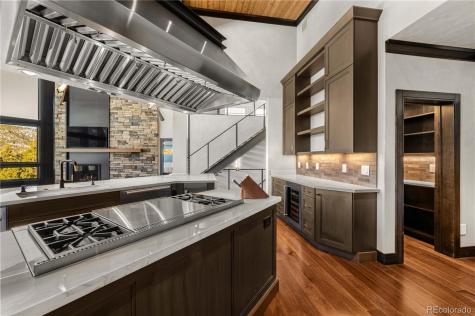 21261 Broadview Road Nathrop CO 81236