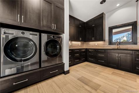 21261 Broadview Road Nathrop CO 81236