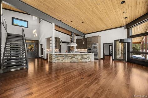 21261 Broadview Road Nathrop CO 81236