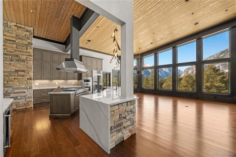 21261 Broadview Road Nathrop CO 81236