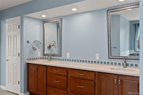 7057 Chestnut Hill Street Highlands Ranch CO 80130