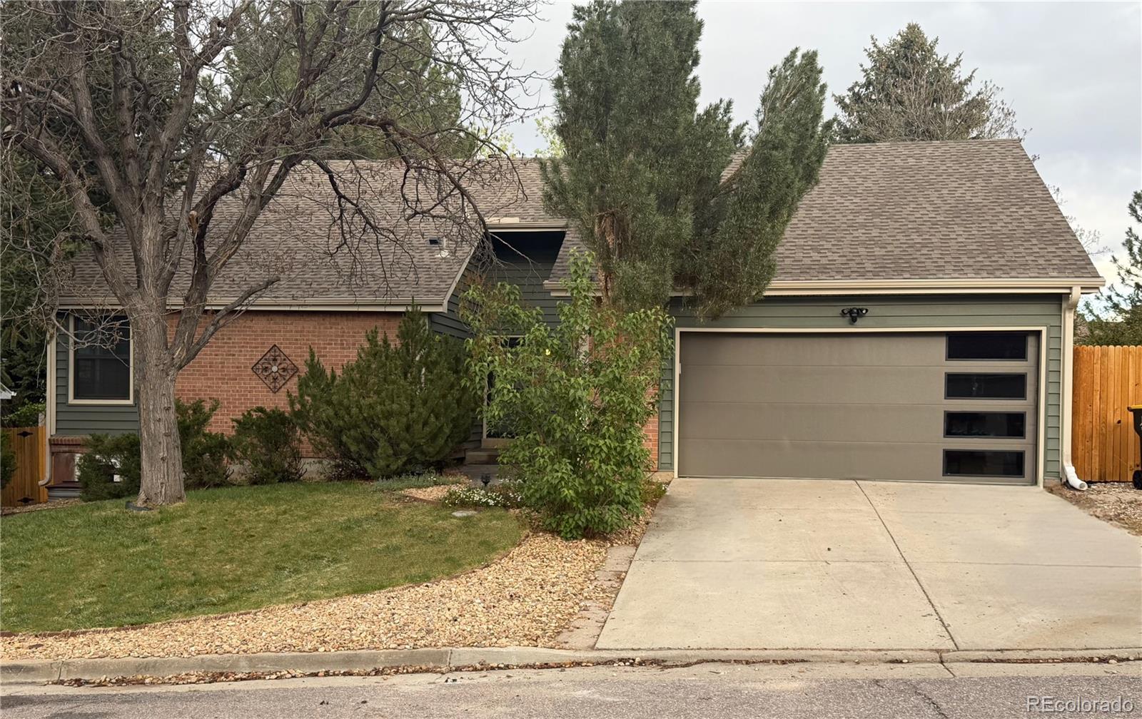 8176 S Newport Way Centennial CO 80112
