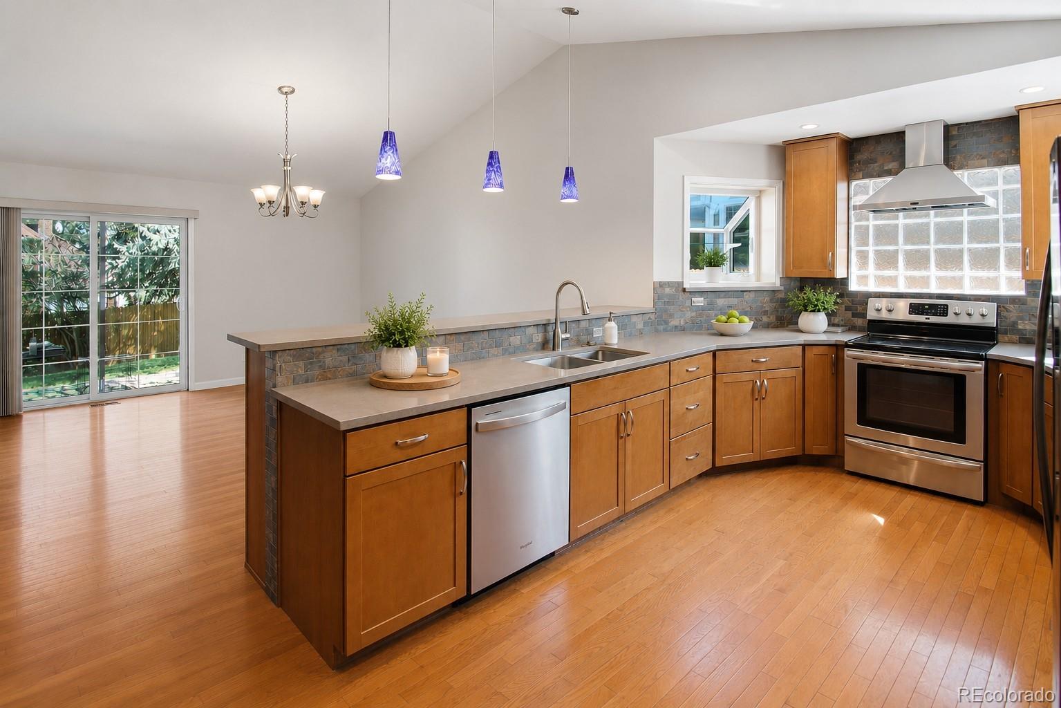 8176 S Newport Way Centennial CO 80112