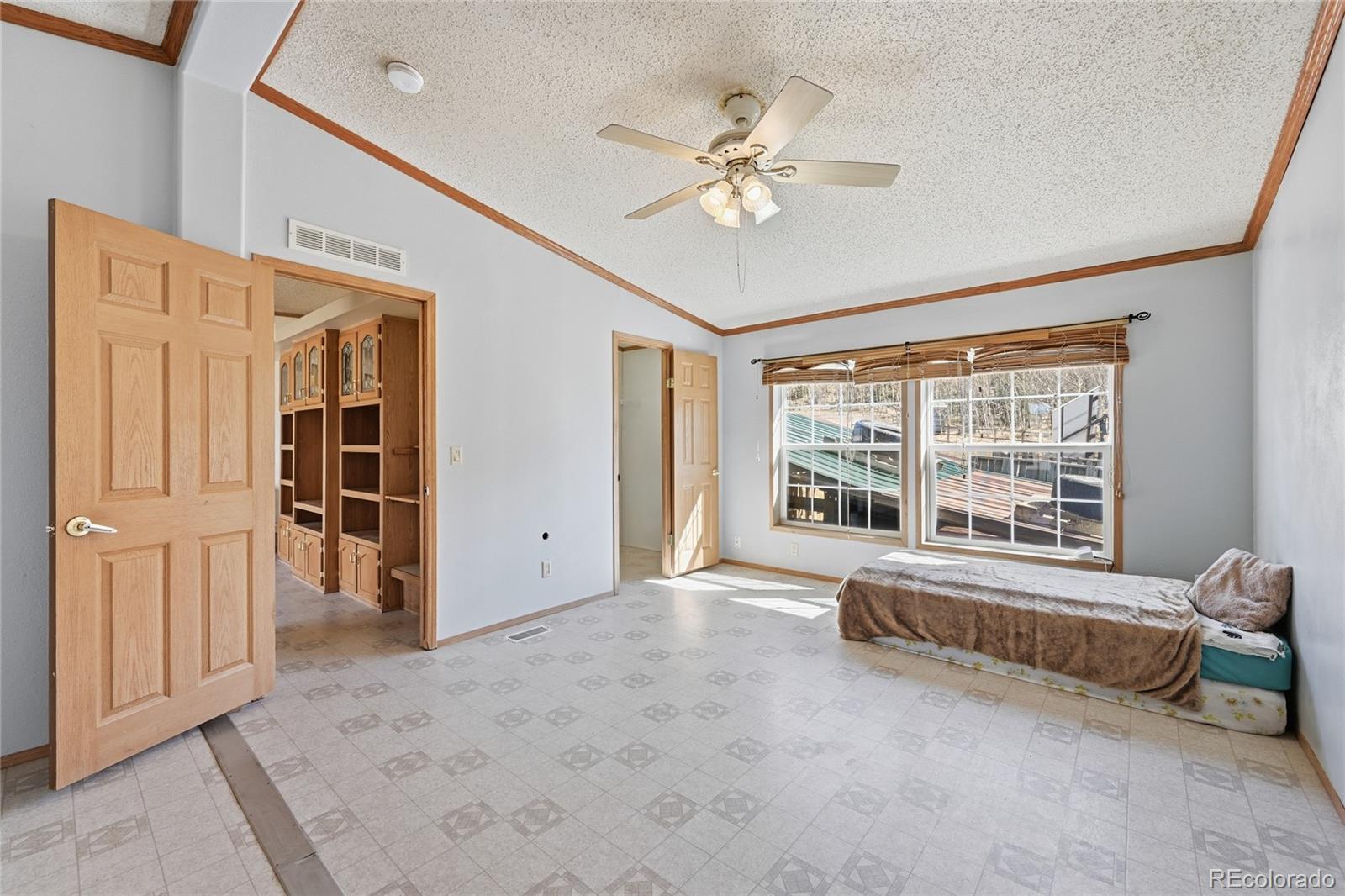 4441 Goldenburg Canyon Road Hartsel CO 80449