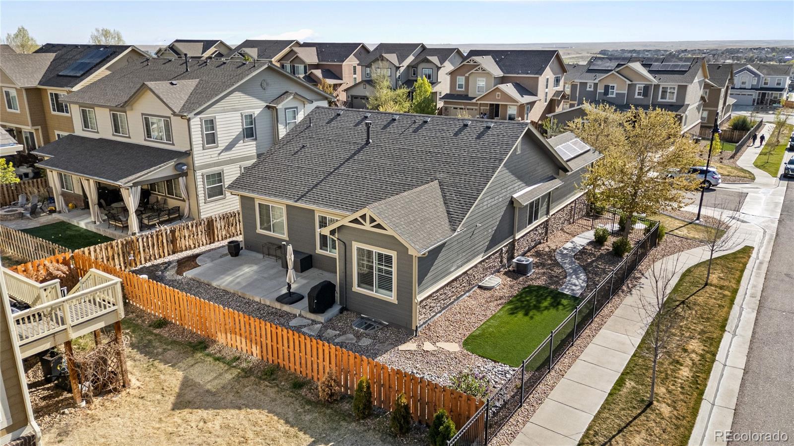 6693 S Muscadine Court Aurora CO 80016