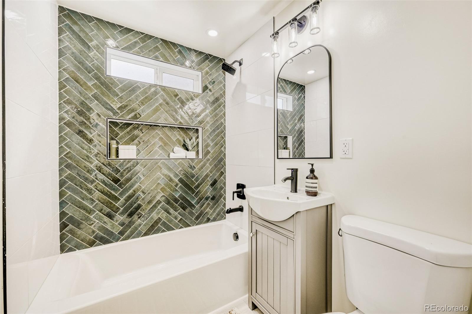 6910 Reno Drive Arvada CO 80002