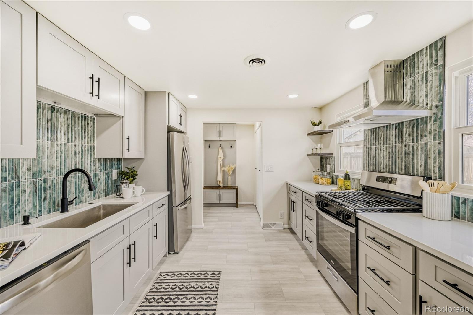 6910 Reno Drive Arvada CO 80002