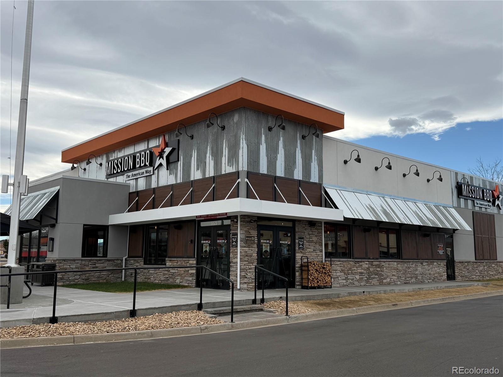 6910 Reno Drive Arvada CO 80002