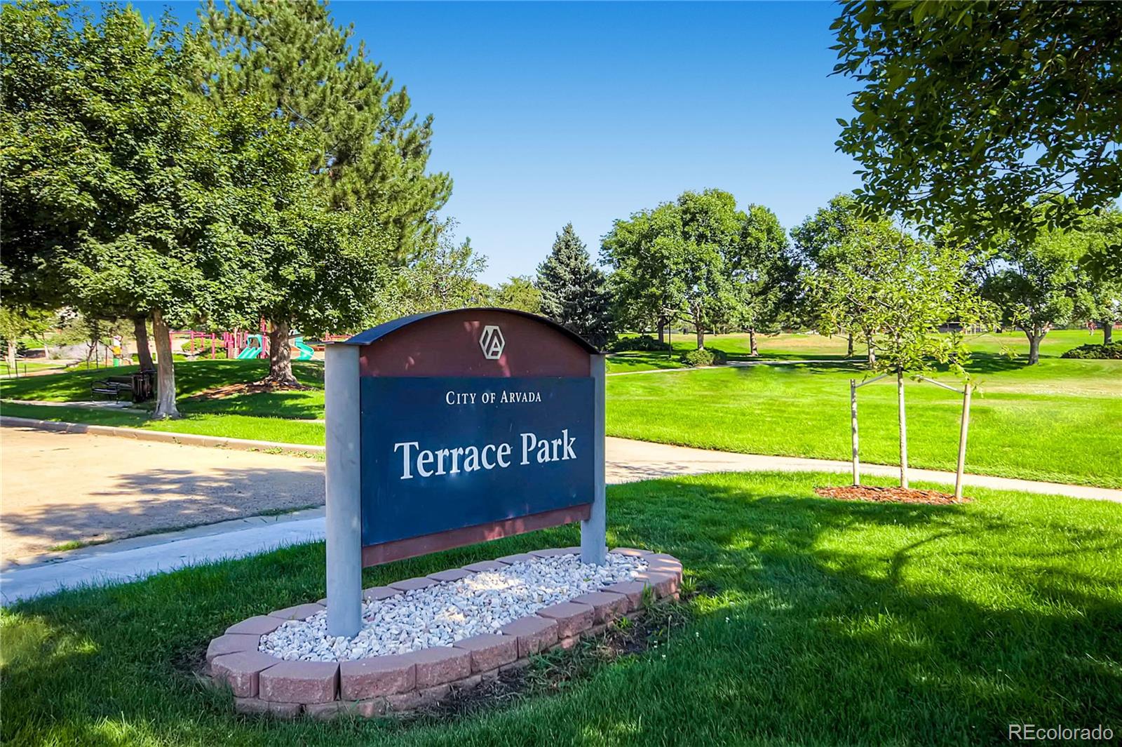 6910 Reno Drive Arvada CO 80002