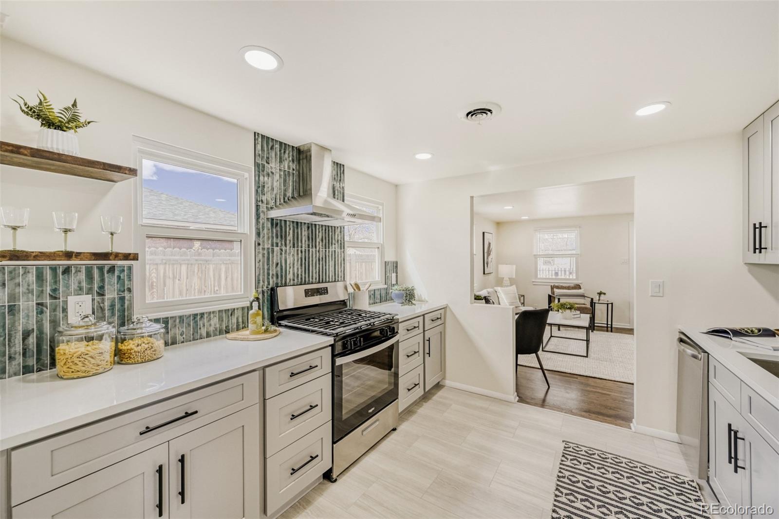 6910 Reno Drive Arvada CO 80002