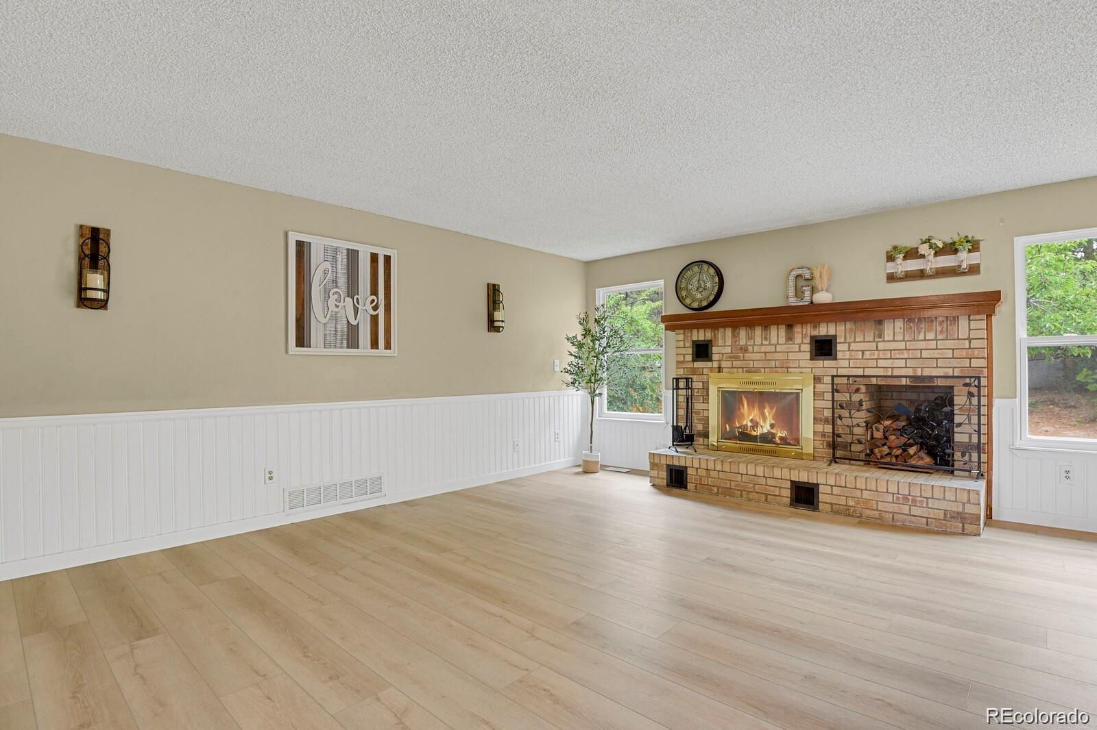 9749 W Fairview Avenue Littleton CO 80127