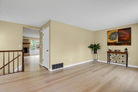 9749 W Fairview Avenue Littleton CO 80127