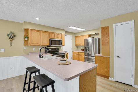 9749 W Fairview Avenue Littleton CO 80127