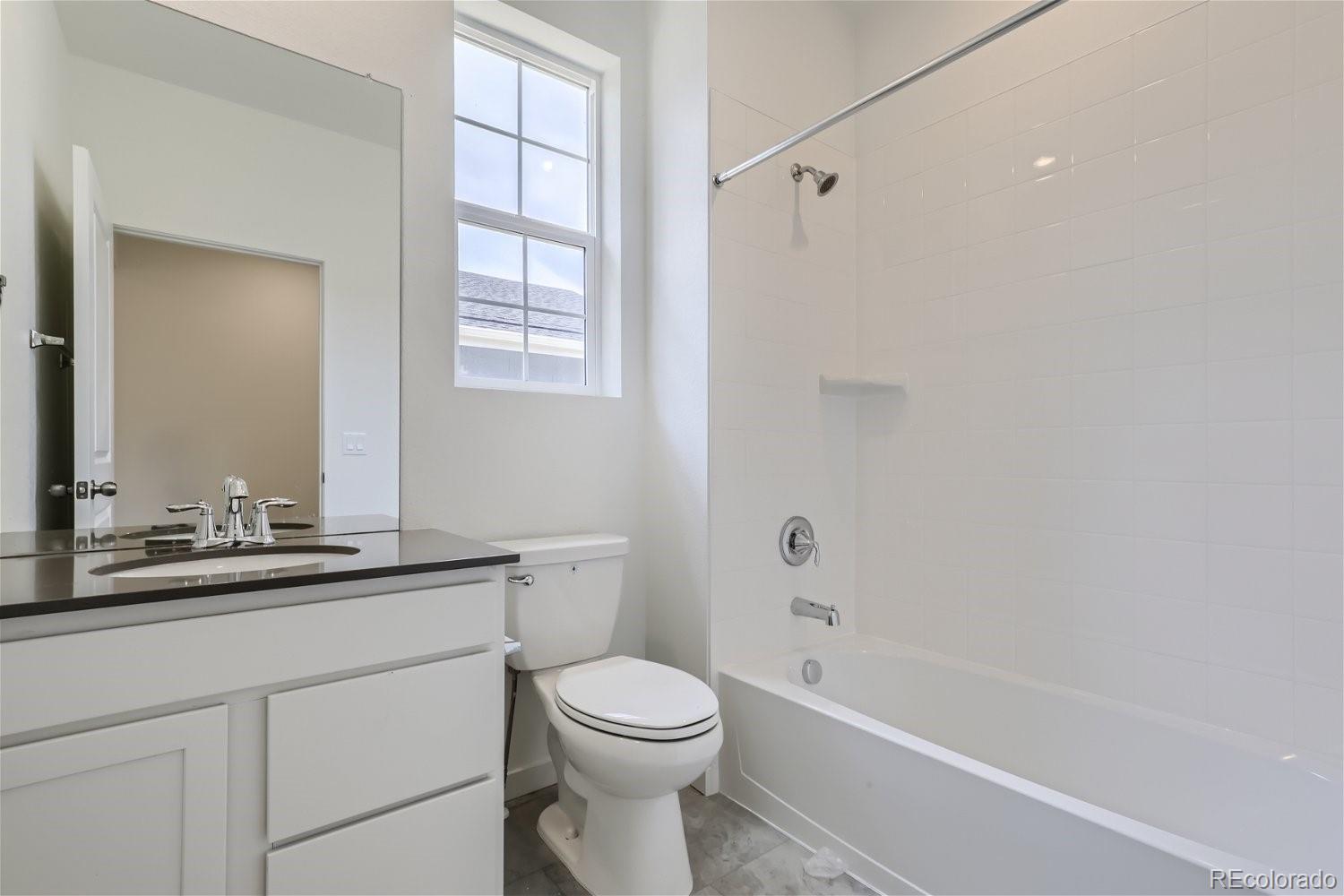 5168 N Quemoy Street Aurora CO 80019