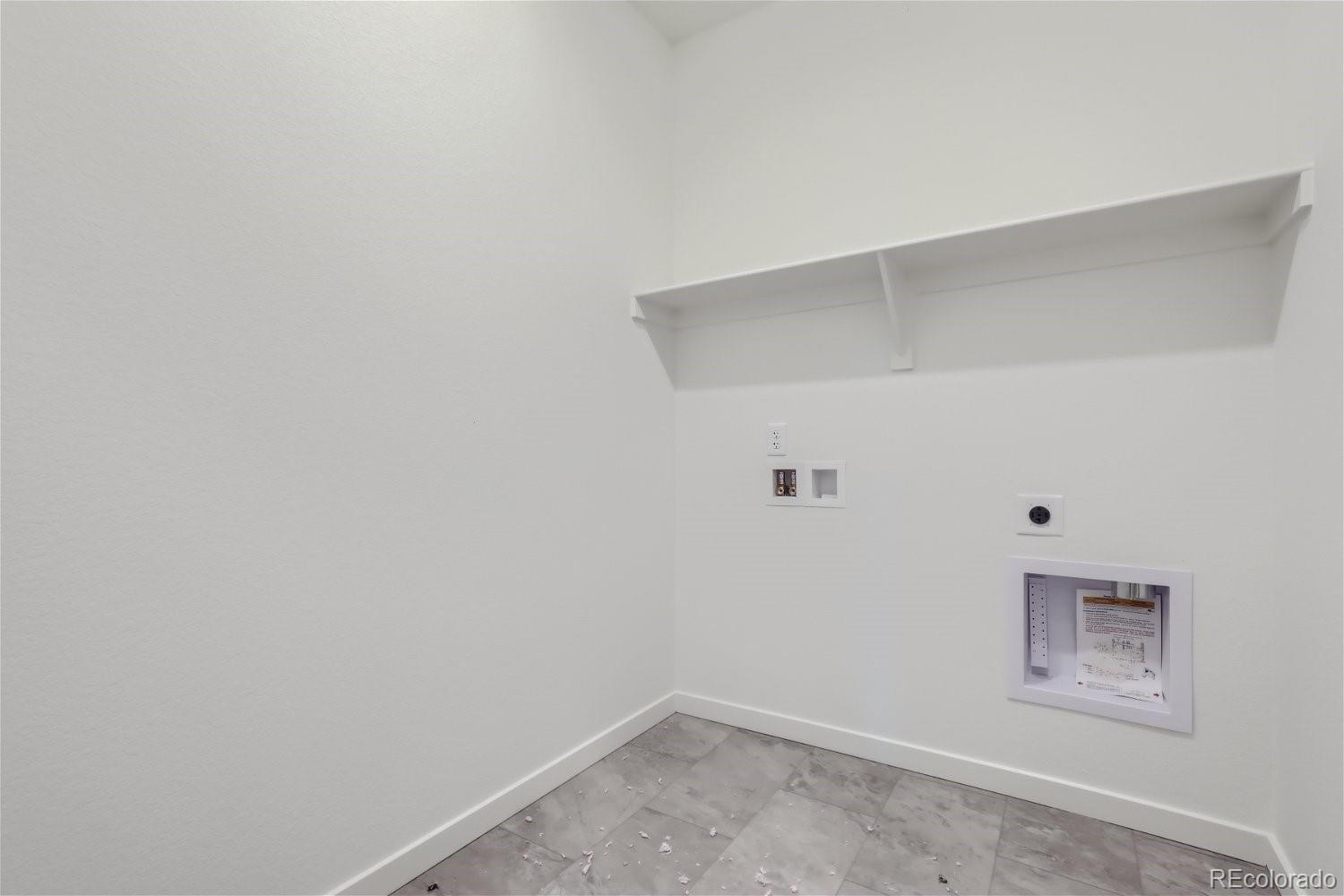 5168 N Quemoy Street Aurora CO 80019