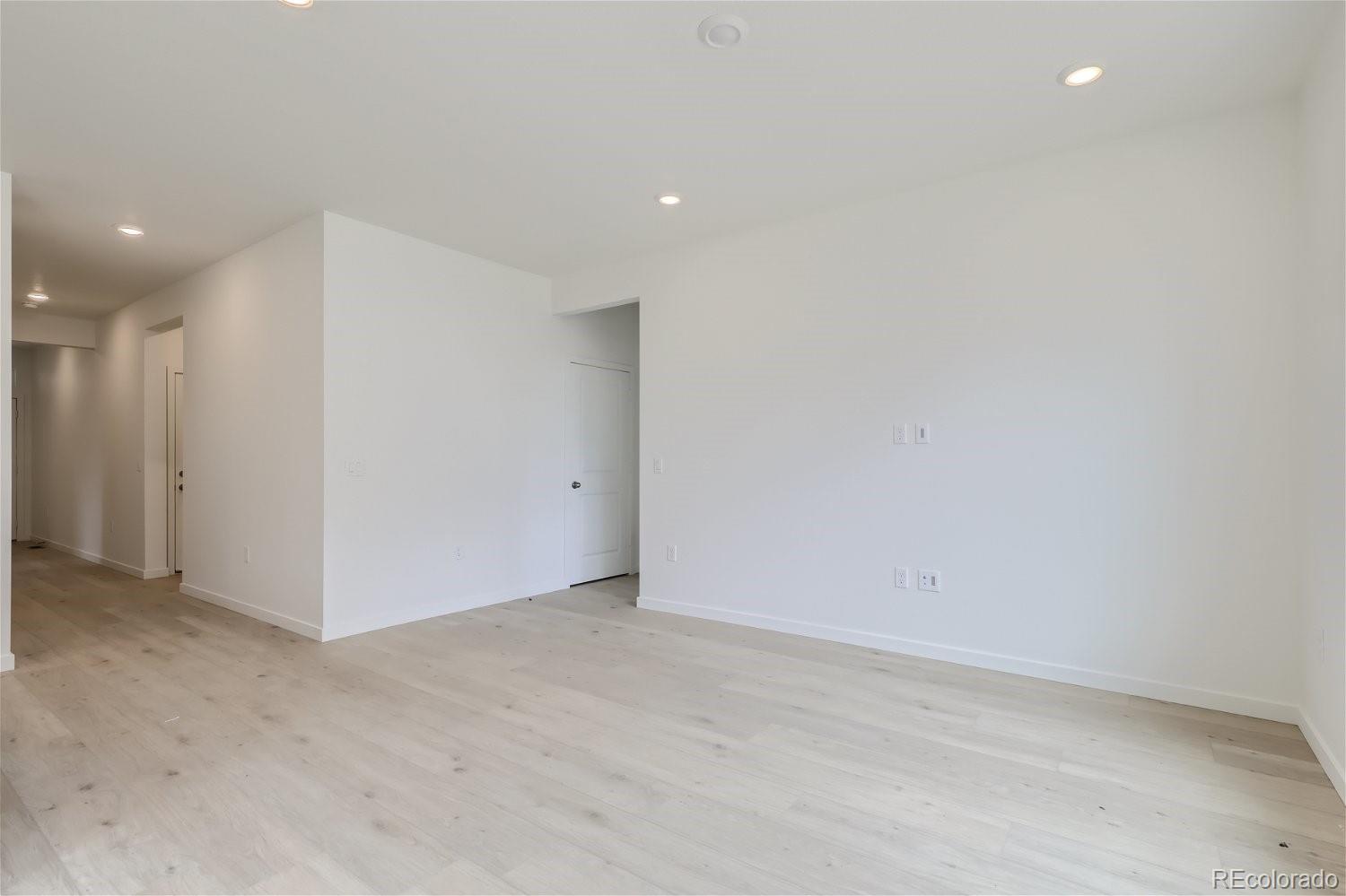 5168 N Quemoy Street Aurora CO 80019