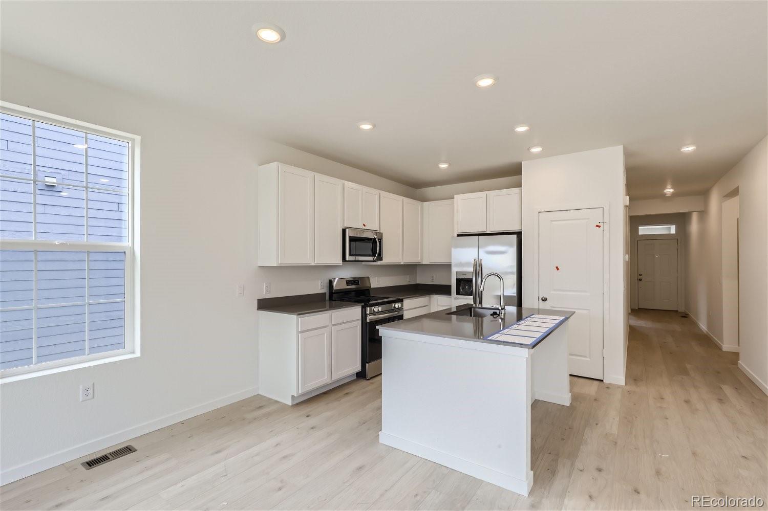 5168 N Quemoy Street Aurora CO 80019