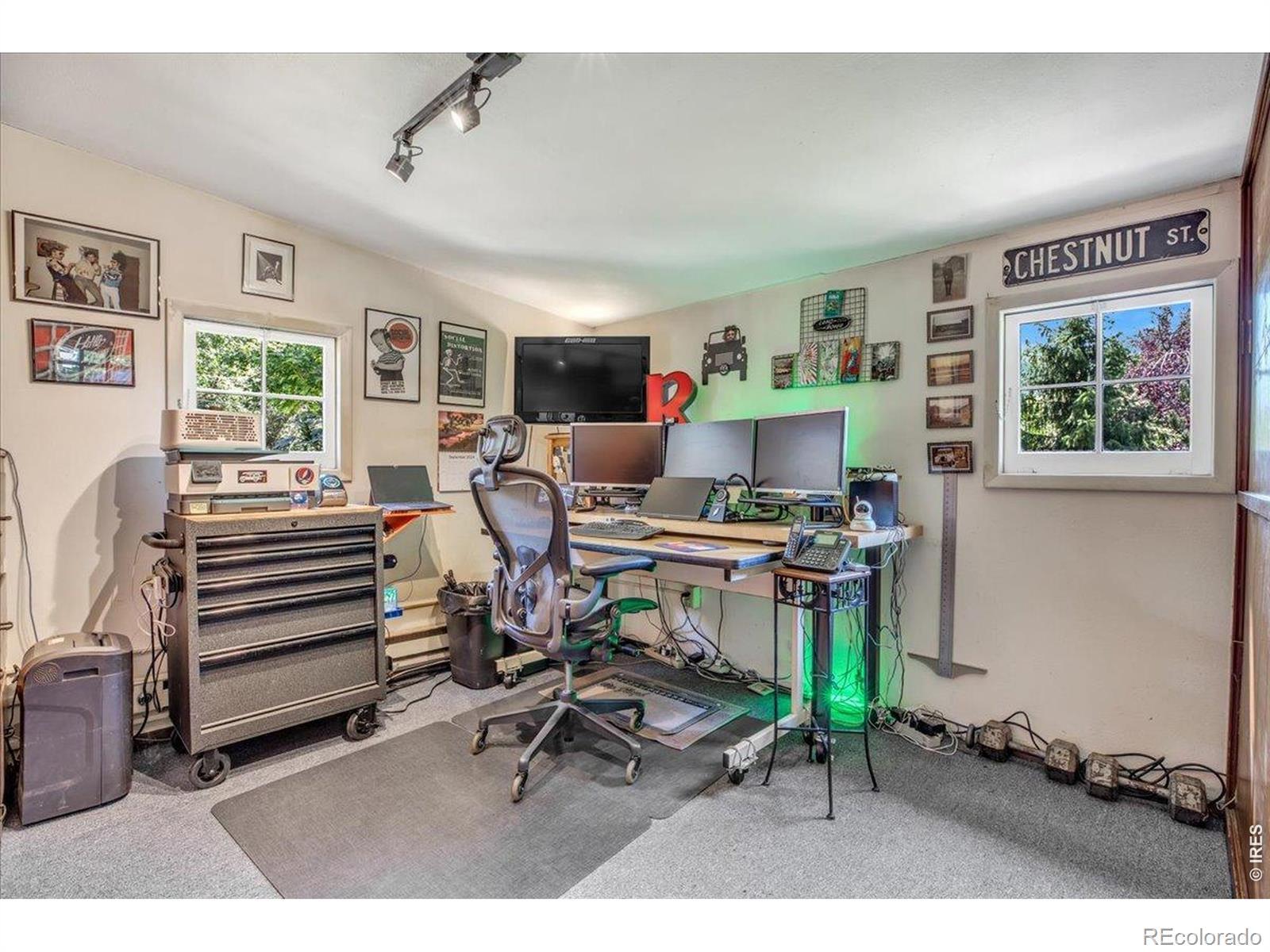 1950 Glenwood Drive Boulder CO 80304