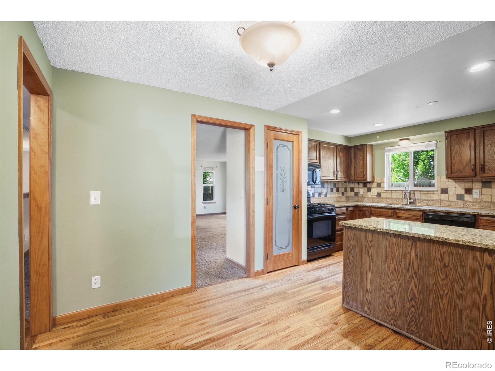 1689 Geneva Circle Longmont CO 80503
