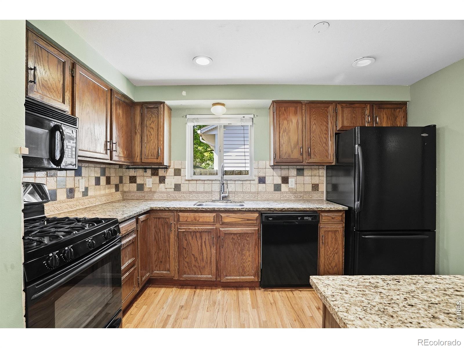1689 Geneva Circle Longmont CO 80503
