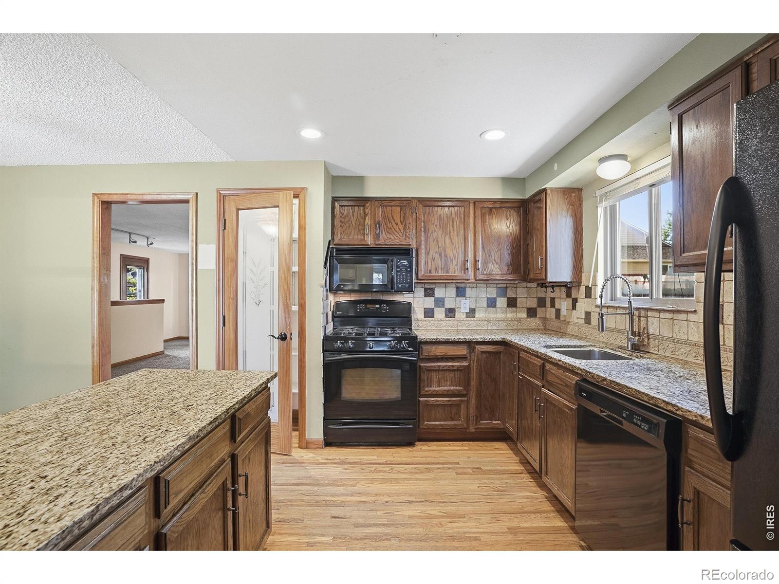 1689 Geneva Circle Longmont CO 80503