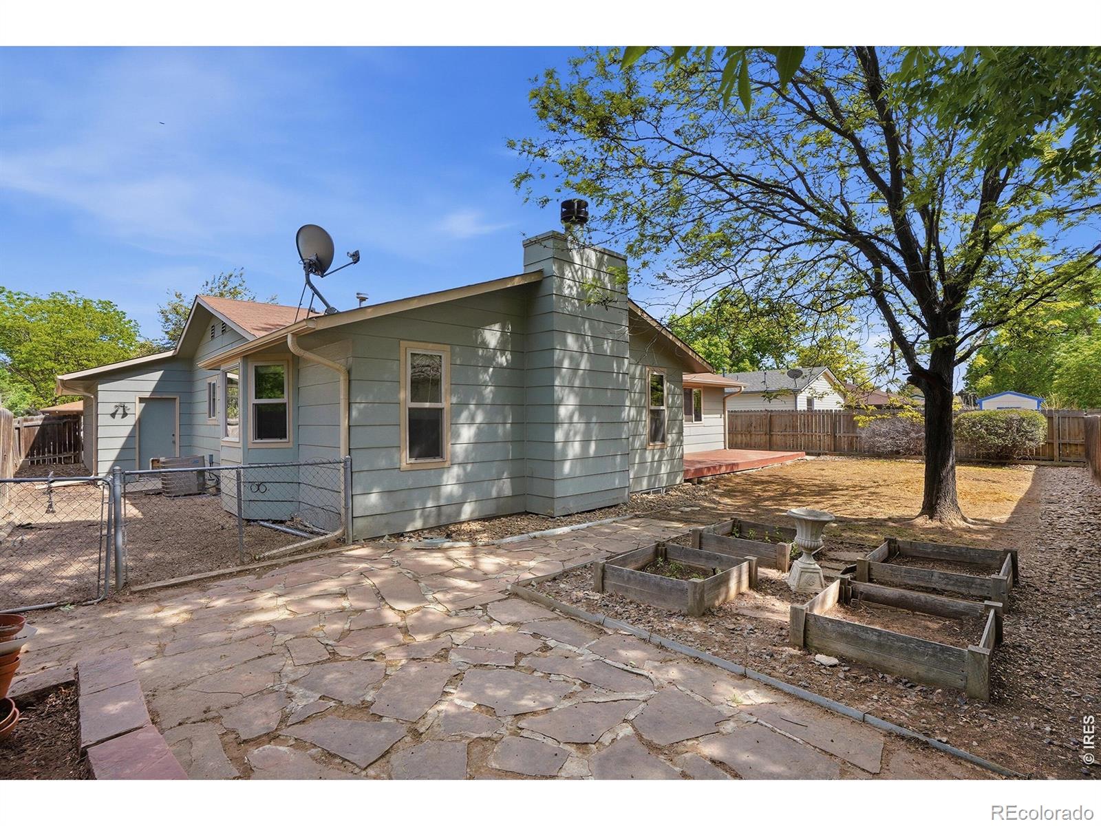 1689 Geneva Circle Longmont CO 80503