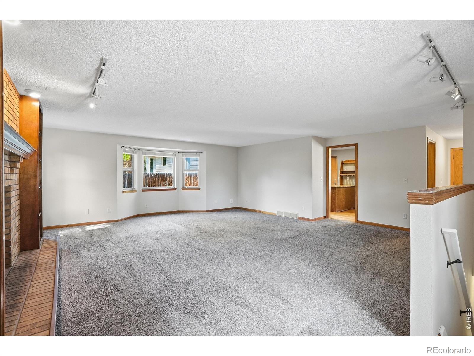 1689 Geneva Circle Longmont CO 80503