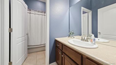 8169 S Blackstone Parkway Aurora CO 80016