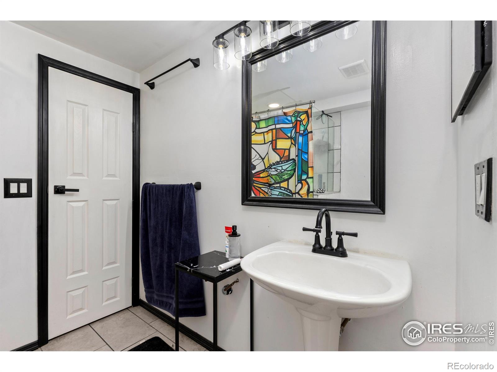 1551 Vivian Street Longmont CO 80501