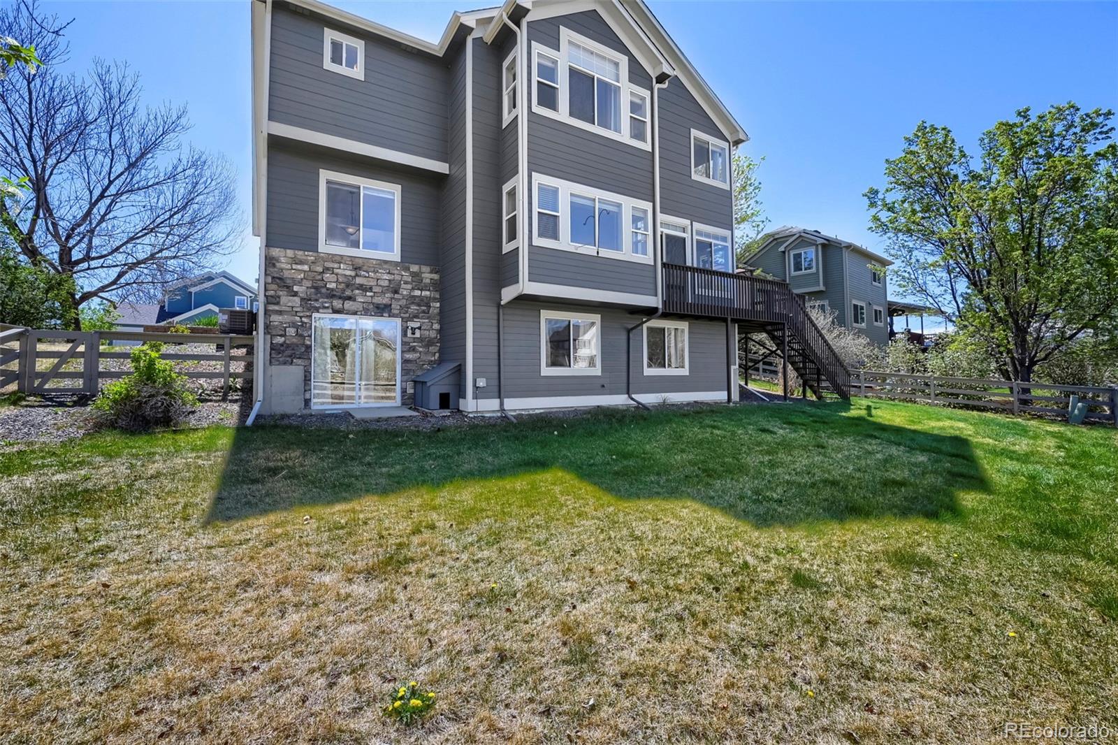 3965 Hawthorne Circle Longmont CO 80503