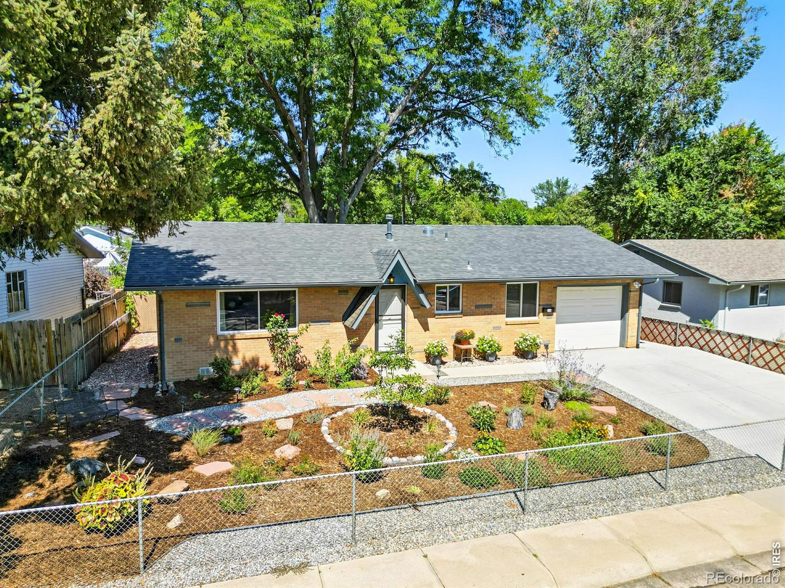 16 Merideth Lane Longmont CO 80501