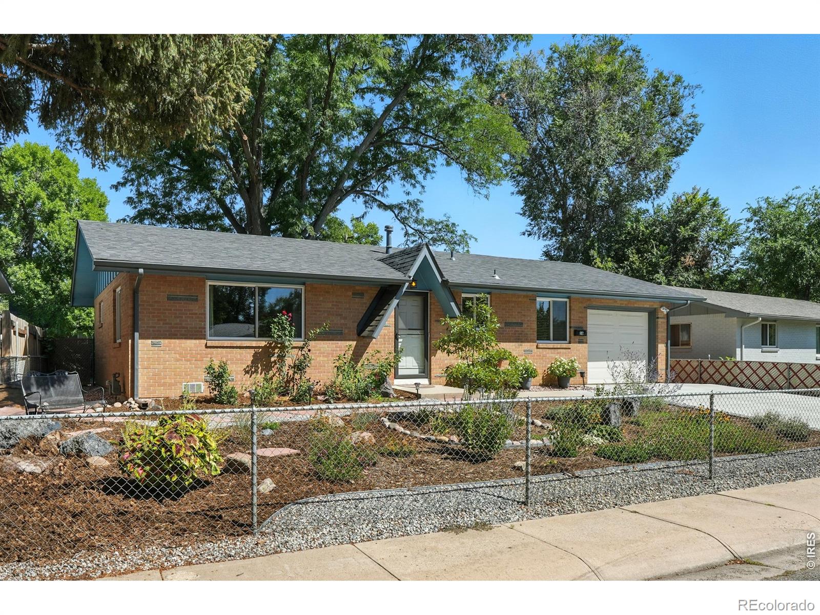 16 Merideth Lane Longmont CO 80501