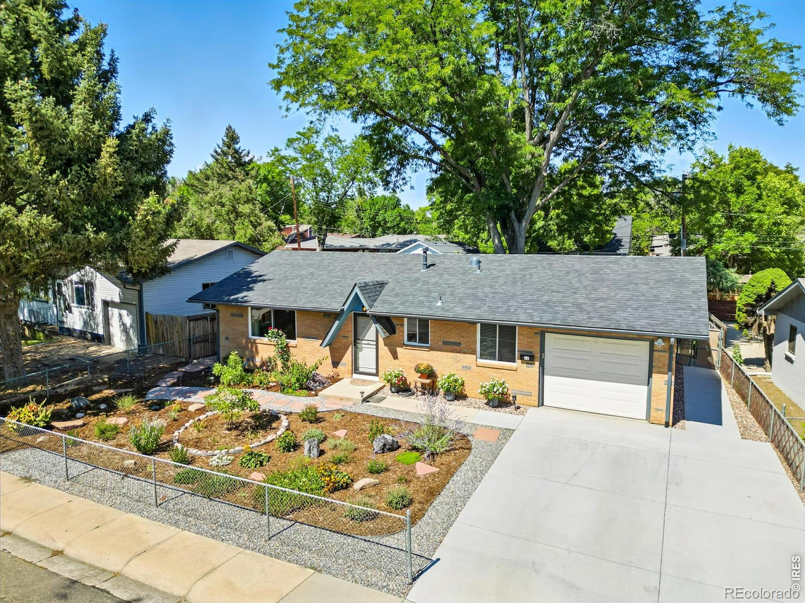 16 Merideth Lane Longmont CO 80501