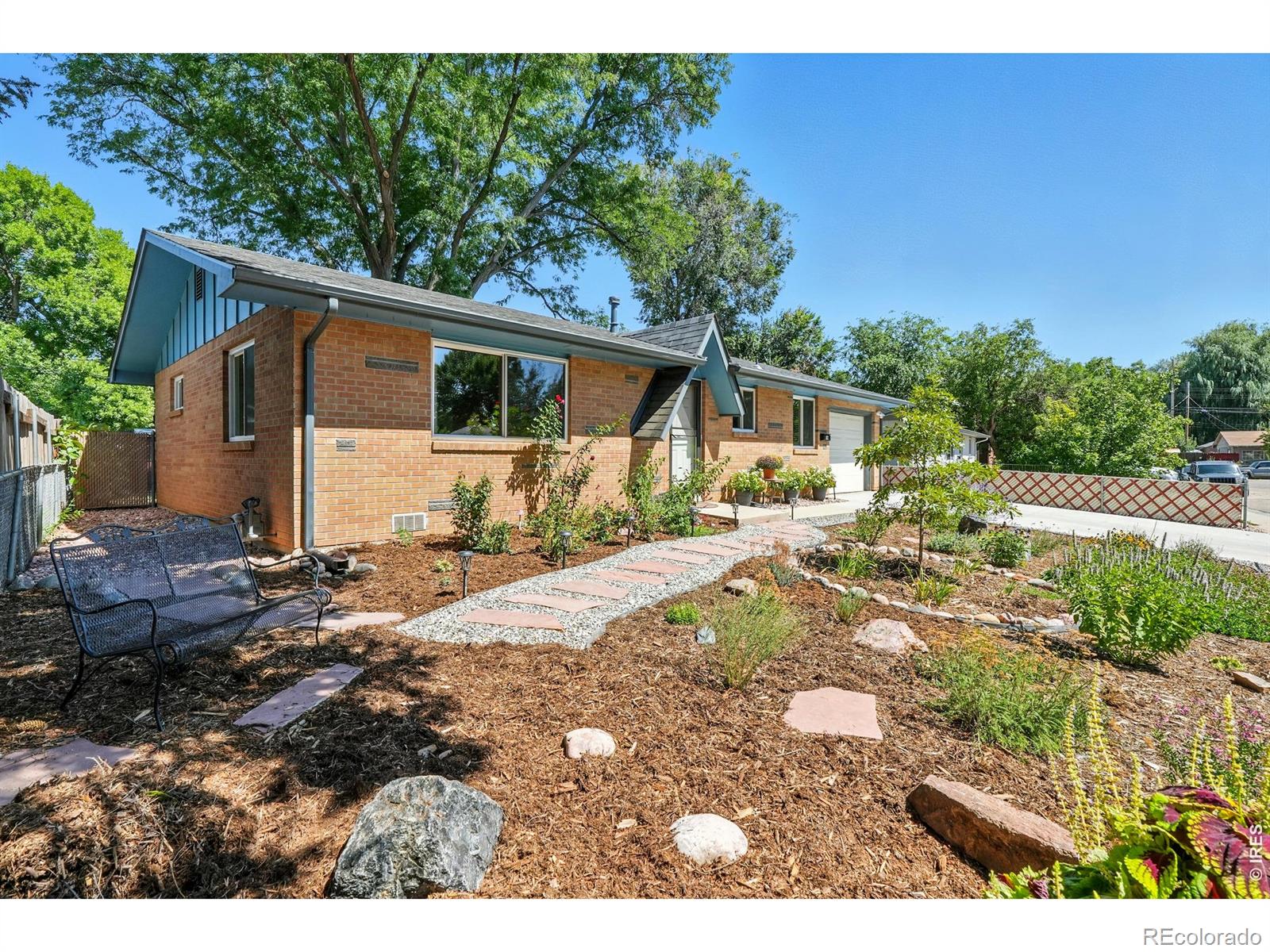 16 Merideth Lane Longmont CO 80501