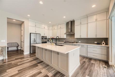 2105 Bellcove Drive Castle Pines CO 80108