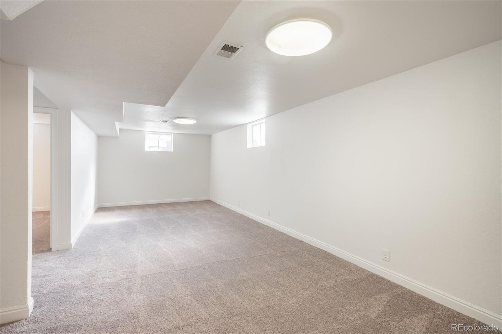 7220 Avrum Drive Denver CO 80221