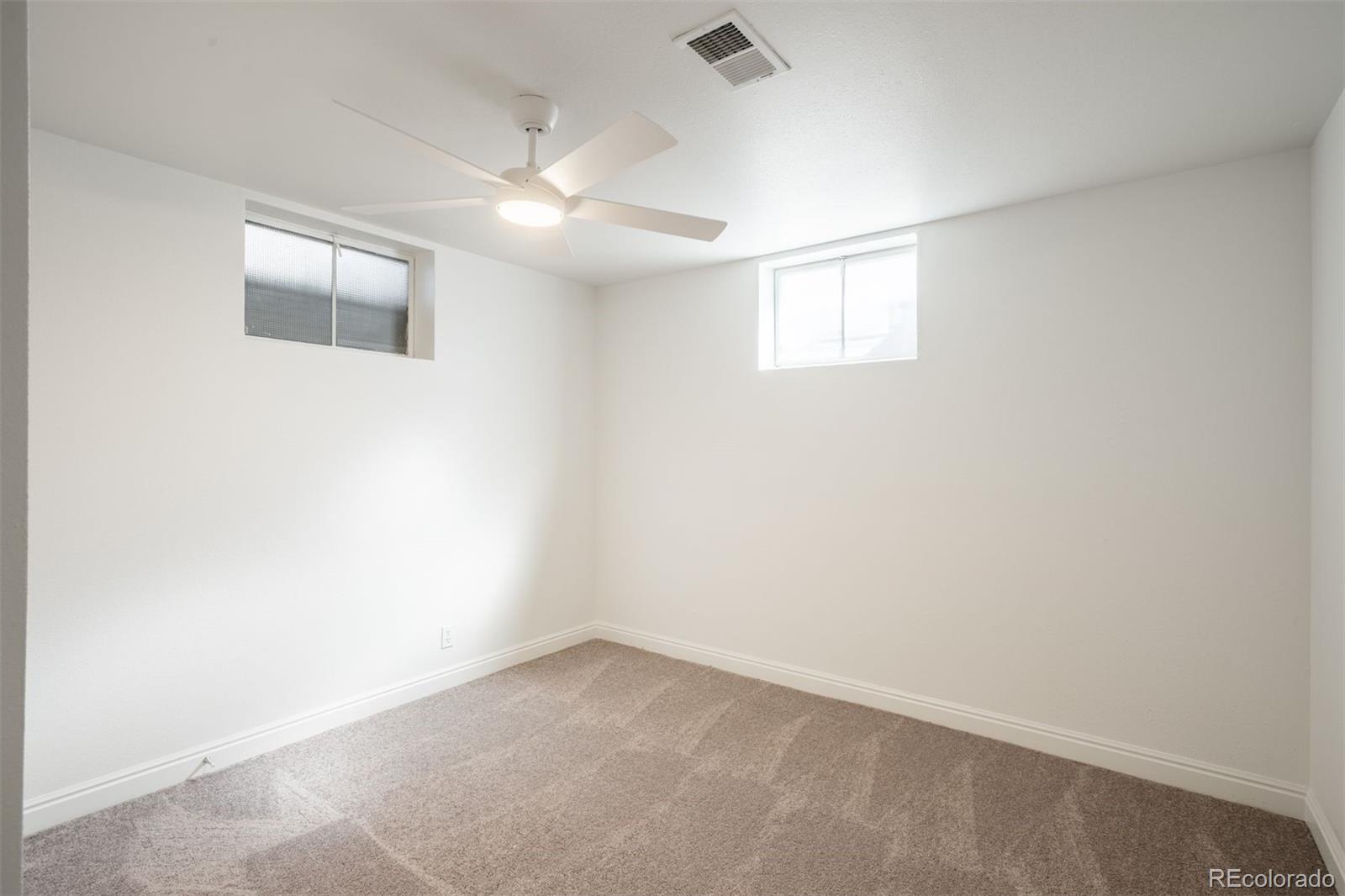 7220 Avrum Drive Denver CO 80221