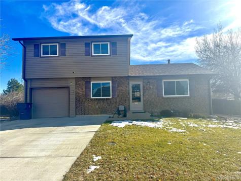 752 Lewiston Street Aurora CO 80011