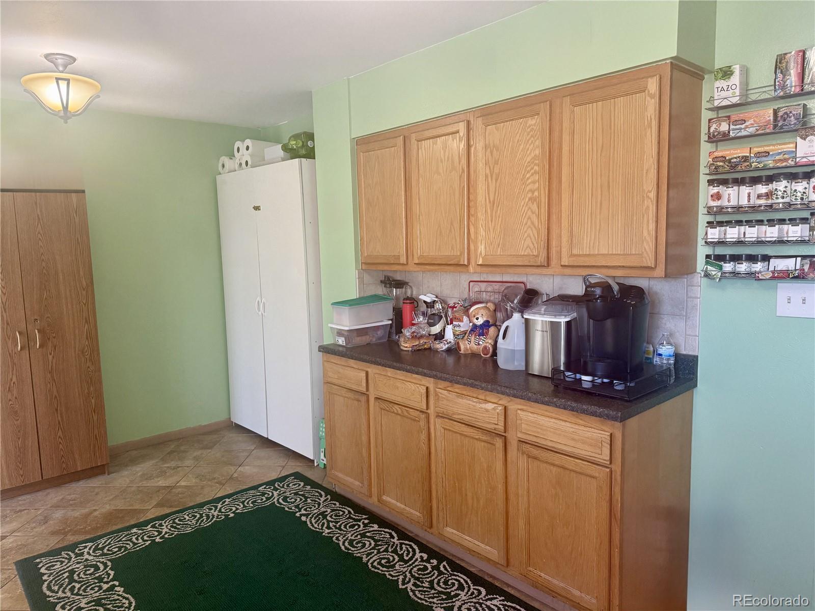 752 Lewiston Street Aurora CO 80011