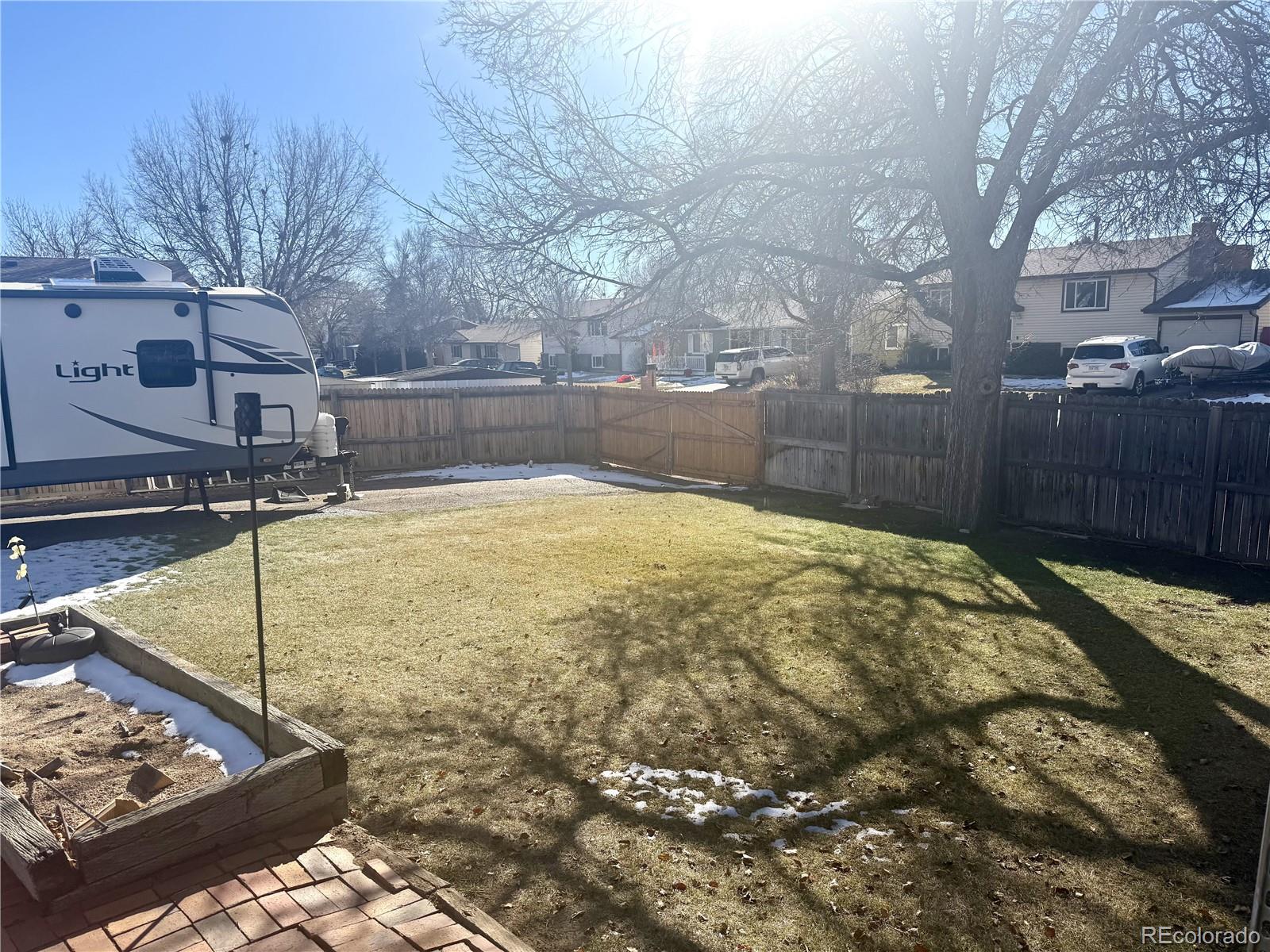 752 Lewiston Street Aurora CO 80011