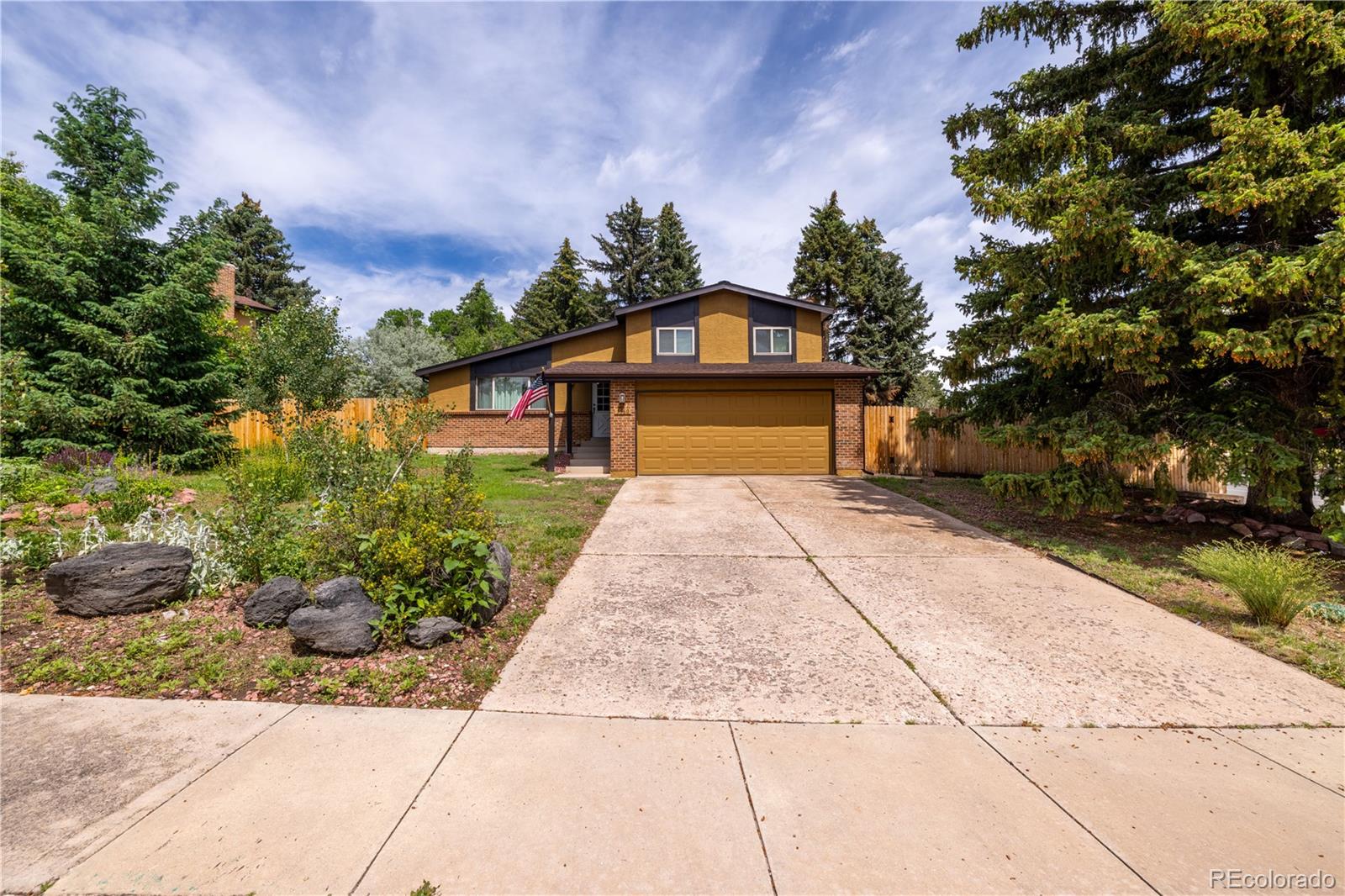 5560 Lavarie Court Colorado Springs CO 80917