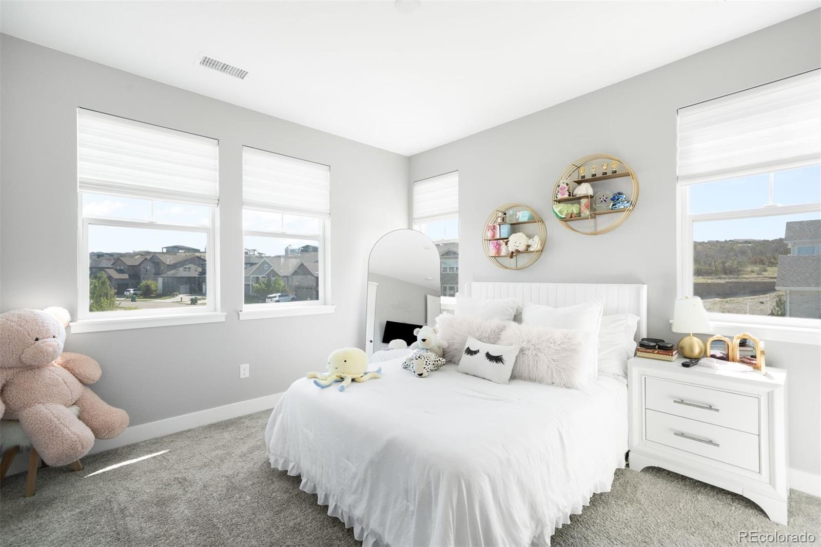 1688 Oakpoint Way Castle Pines CO 80108