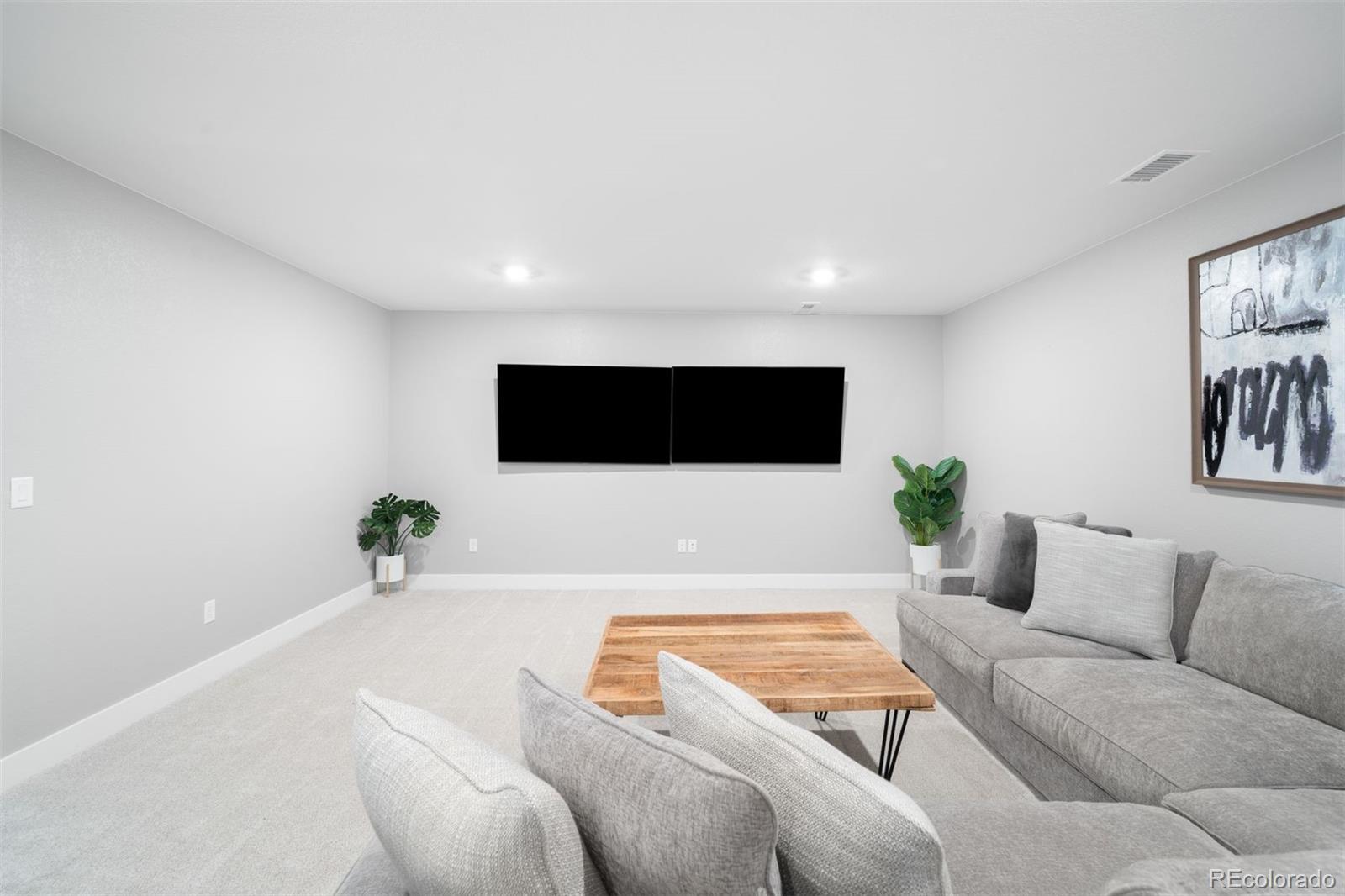1688 Oakpoint Way Castle Pines CO 80108